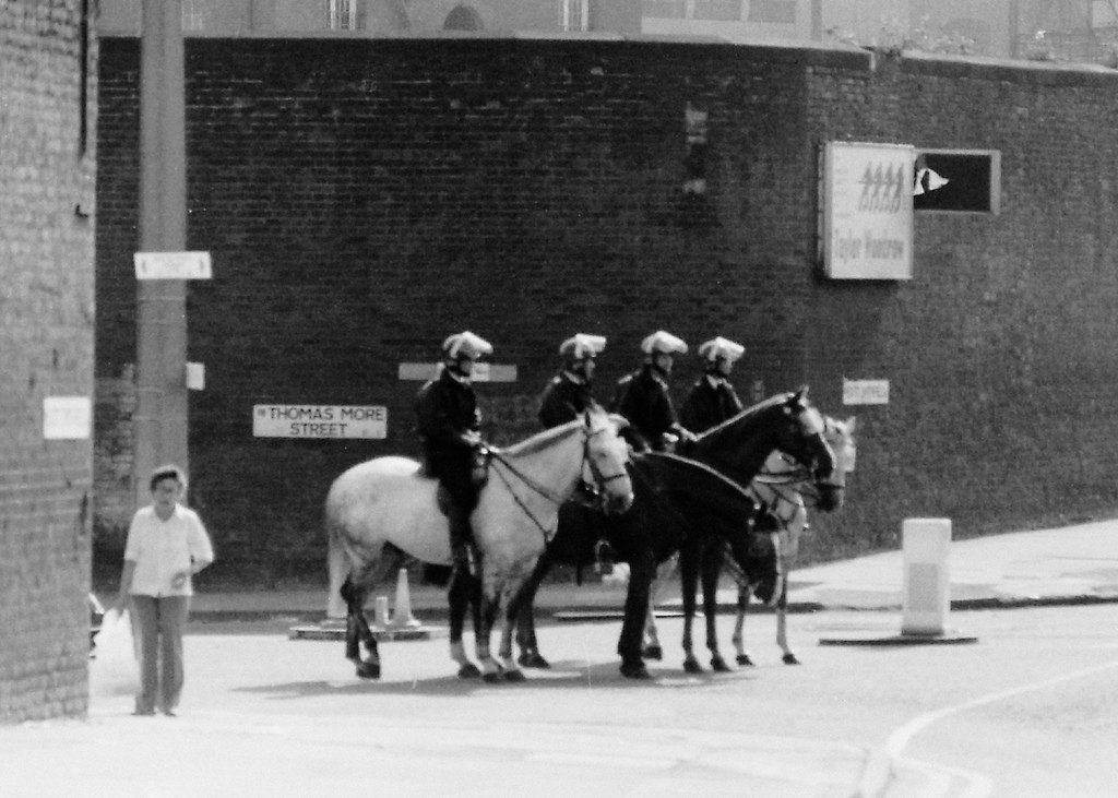 Wapping Dispute - Send in the Cavalry