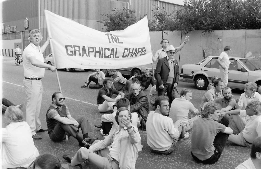 Wapping Dispute - Street party